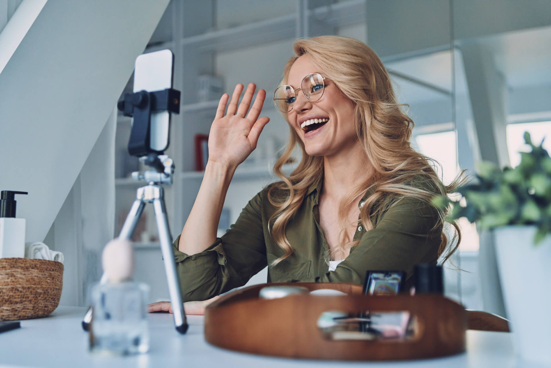 ¿Qué es un macroinfluencer? Qué son y cómo se pueden implementar en una estrategia