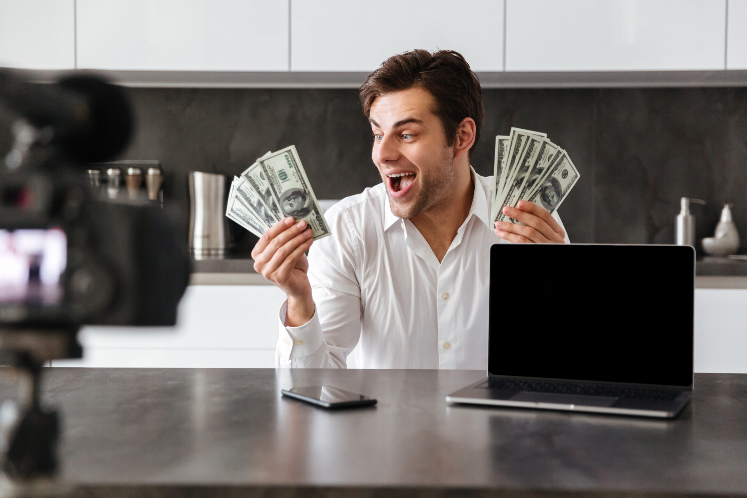 Cómo ganar dinero en Tik Tok. Estrategias para monetizar tu cuenta